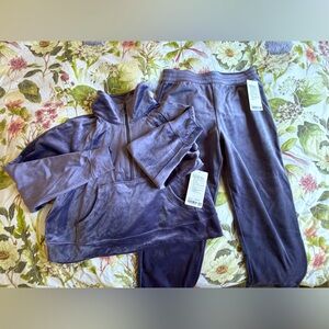 NWT Lululemon Velvet Scuba set